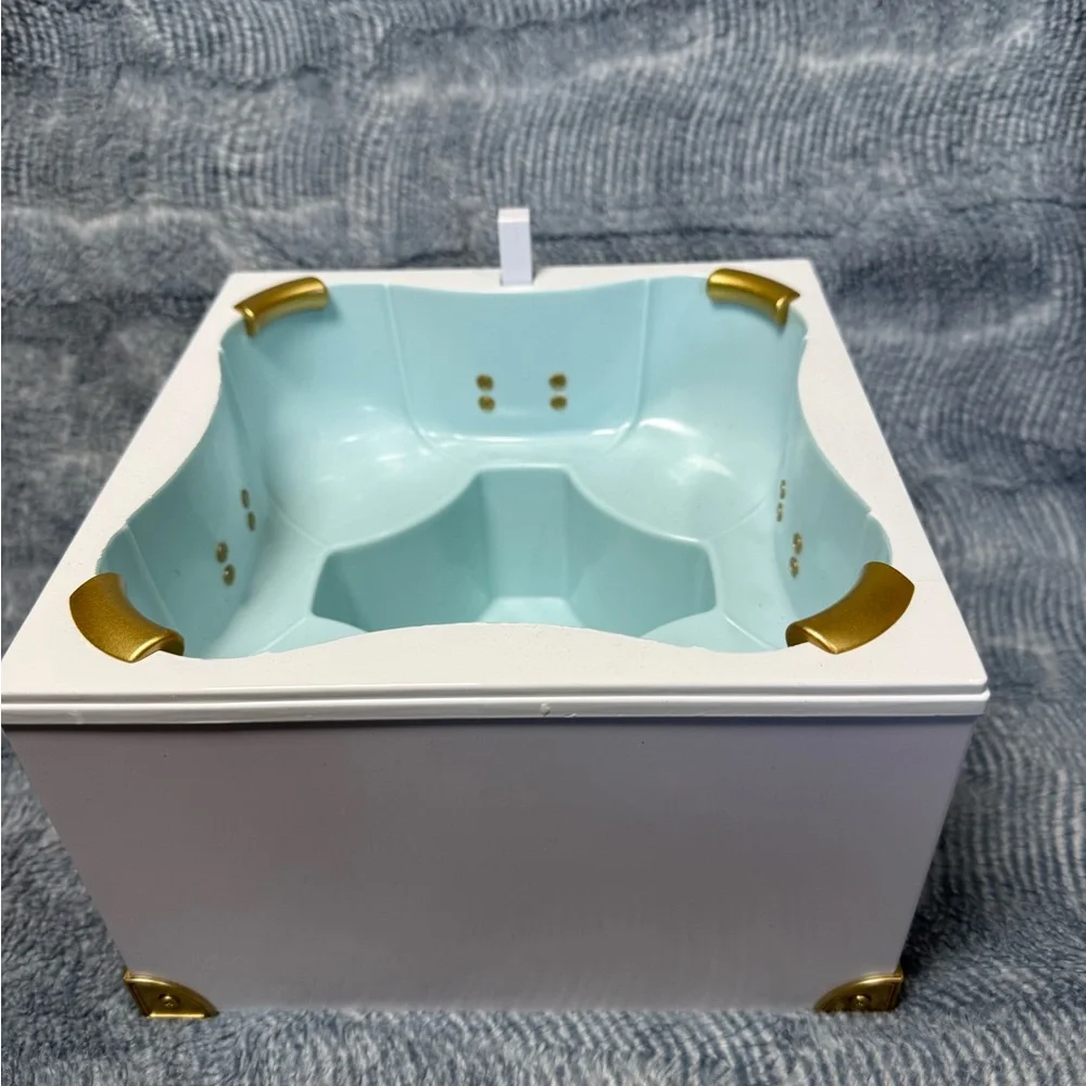 Rainbow High Dollhouse Hot Tub Spa Replacement - Gold Accents